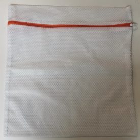 Mash bag with zipper